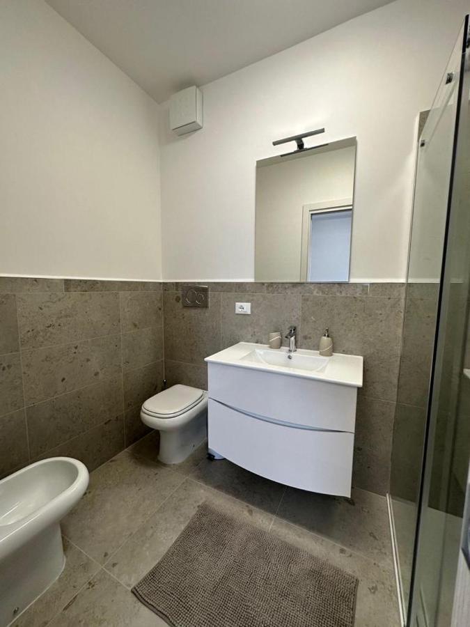 Andjela Apartment Триест Екстериор снимка