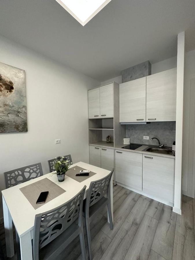 Andjela Apartment Триест Екстериор снимка