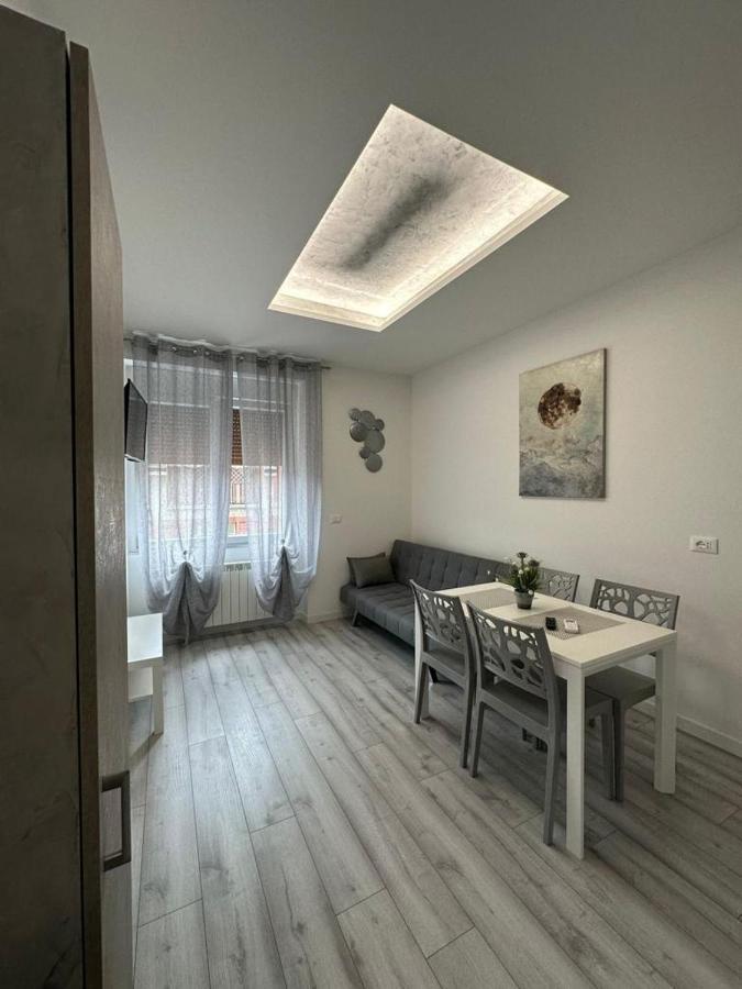 Andjela Apartment Триест Екстериор снимка